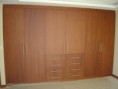 /album/closet-de-madera-/a1266589469-75280417-7-modulares-para-closets-disenos-modernos-1-jpg/